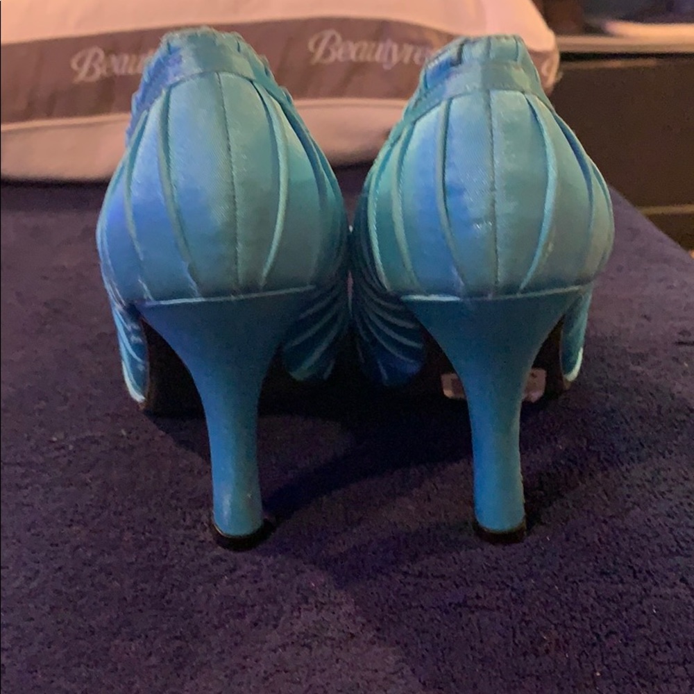 Blue Ribboned Heels - Picture 3 of 5